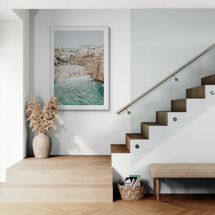 How online custom framing improves modern wall décor